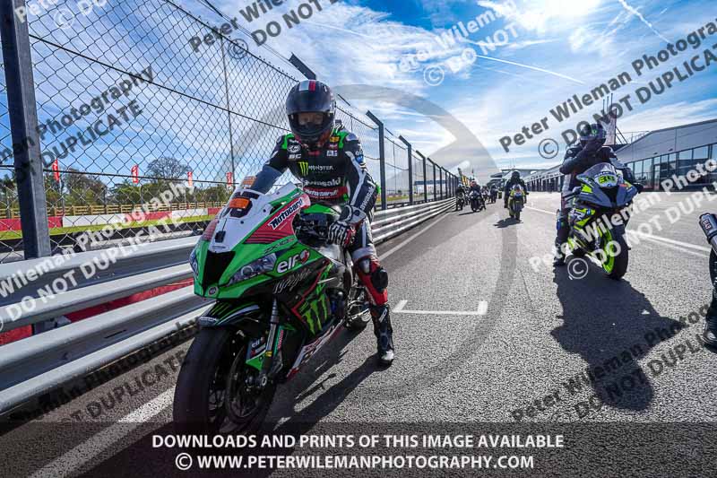 donington no limits trackday;donington park photographs;donington trackday photographs;no limits trackdays;peter wileman photography;trackday digital images;trackday photos